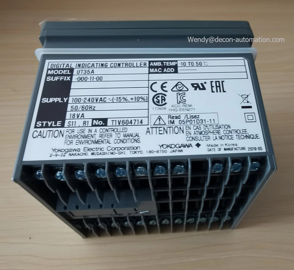 Yokogawa Ut35A-000-11-00 100-240 V AC Temperature Controller